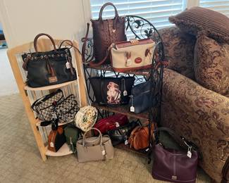 Great selection of quality women's purses - DOONEY & BOURKE