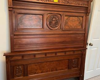 This bed is absolutely stunning!