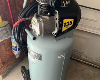 Like new McGraw 20 gal. air compressor