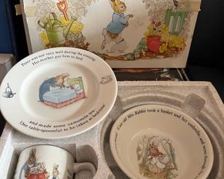 Wedgewood Peter Rabbit Nursery Set - excellent!
