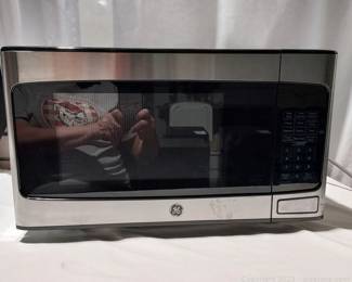 GE Model JES1145SH1SS Microwave Oven