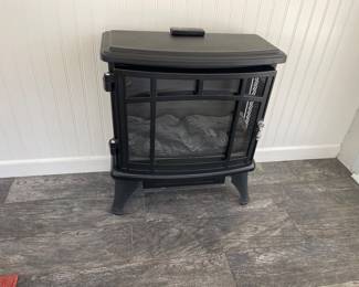 Electric fireplace with remote