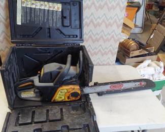 Poulan Pro Chainsaw - Has Compressioin