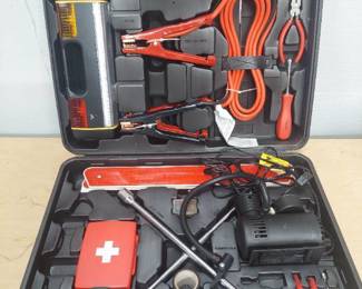 vehicle emergency kit