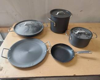 Set of aluminum cookware - Calphalon