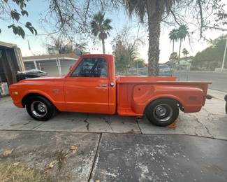 1968 Chevy C10 1/2 Ton Pick up new engine, running 