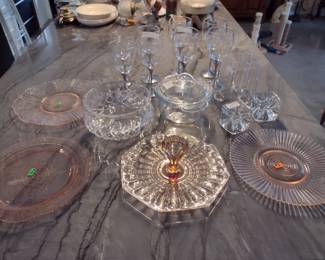 Pink depression glass. Glassware.