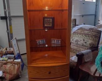 Oak Express (Iowa). Oak & Glass illuminated cabinet.