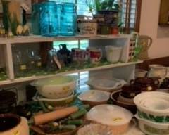 ALL kinds of vintage kitchen casserole glass cookware