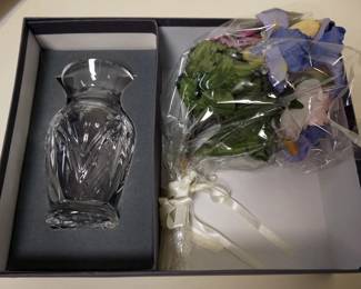 1018	WATERFORD CRYSTAL MOTHERS DAY VASE, APPROXIMATELY 6 IN
