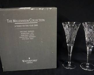 1029	WATERFORD CRYSTAL MILLENNIUM COLLLECTION TOASTING FLUTES *HAPPINESS PAIR*
