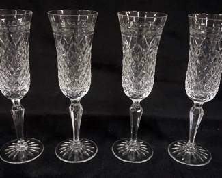 1052	WATERFORD CRYSTAL 4 PIECES OF 8 3/4 IN H FOOTED STEMWARE
