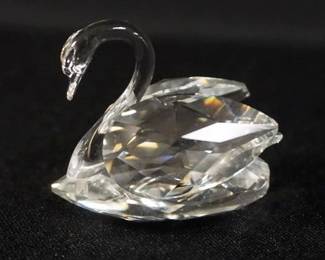 1071	SWAROVSKI CRYSTAL FIGURINE, APPROXIMATELY 2 IN H
