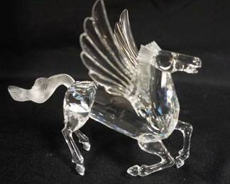 1085	SWARVOSKI CRYSTAL FABULOUS CREATURES FIGURINE, 1998 THE PEGASUS, APPROXIMATELY 7 IN X 5 IN H
