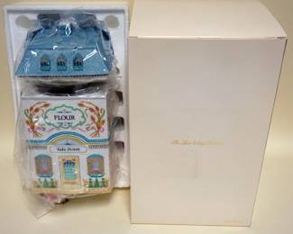 1090	LENOX VILLAGE COLLECTION, FLOUR CANNISTER, BOXED, APPROXIMATELY 10 IN
