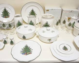 1106	LOT OF ASSORTED CUTHBERTSON CHRISTMAS TREE CHINA, INCLUDING 12 - 10 1/4 IN PLATES, CASSAROLE DISHES, BOWLS, GLASSES, SALT & PEPPER, ETC. SOME PAINT WEAR AROUND THE EDGES OF THE PLATES
