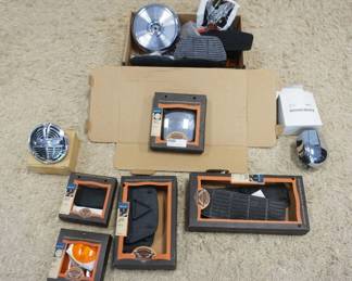 1318	GROUP OF ASSORTED HARLEY DAVIDSON MOTORCYCLE PARTS
