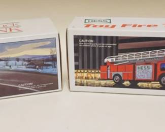 1329	2 HESS TRUCKS IN BOXES
