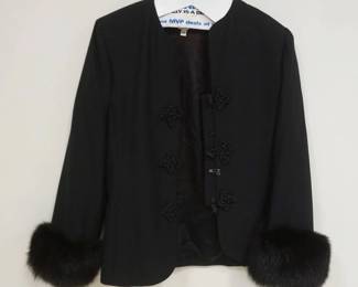 1275D	KAREN LARWENCE TOP W/FUR CUFFS SIZE 14
