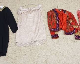 1275E	LOT OF ASSORTED VINTAGE WOMAN'S DRESSES
