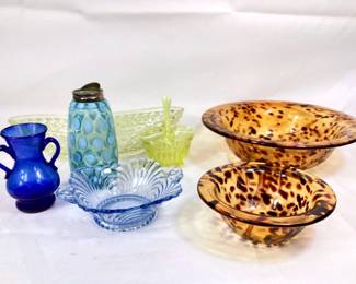 JIFI911 Assortment Of Vintage Glass