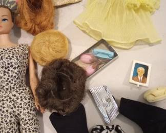 Vintage Midge and Barbie items 