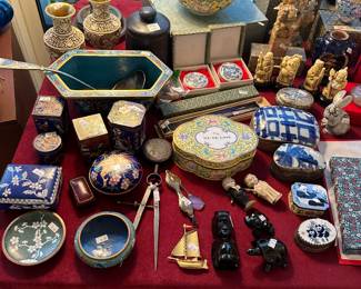 Cloisonné trinket boxes