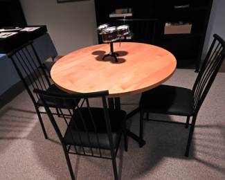 Round birch table with four chairs