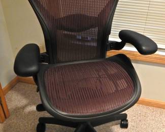 Mesh office chair