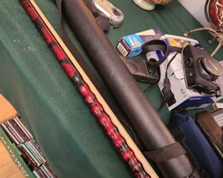 Pool Cue in Carry Case - Nice