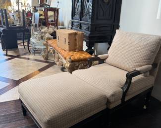 Lounge chair and ottoman
