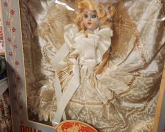 Vintage Dolls in Box - Dolls of the all Nations