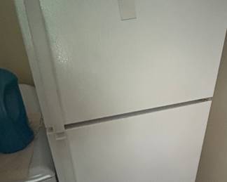 GE upright refrigerator 