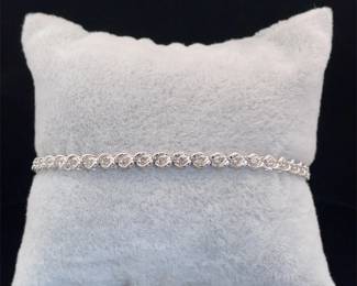 1 Carat Diamond Single Row Tennis Bracelet in White Gold