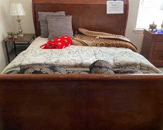 Queen Sleigh Bed