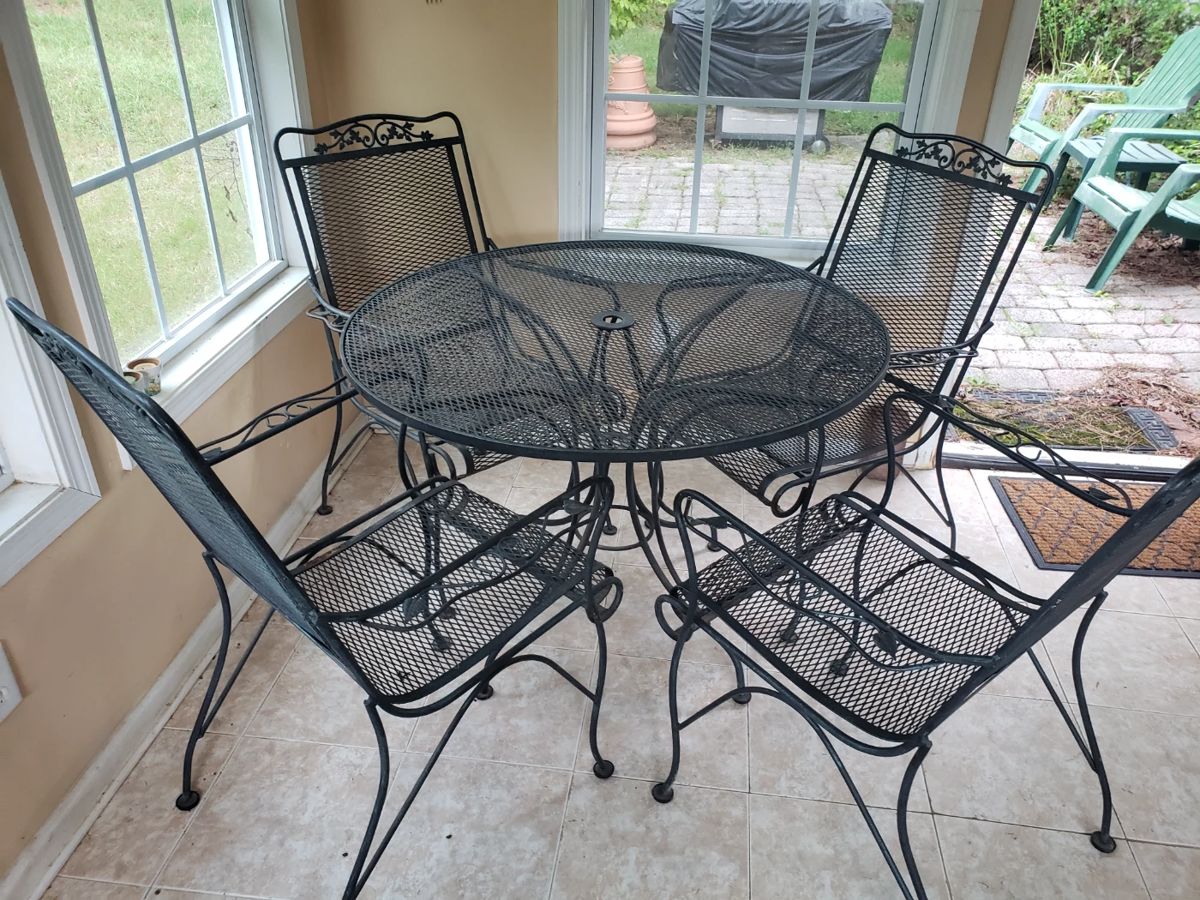 Dallas Estate Sale starts on 10/7/2023