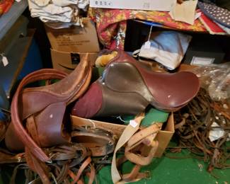 English saddle