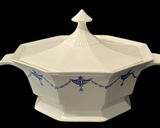 Independent Ironstone Casserole