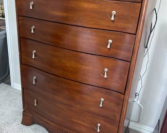 Mahogany 6-drawer chest drawer