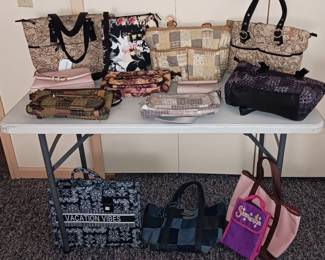 Collection of Donna Sharp Purses!