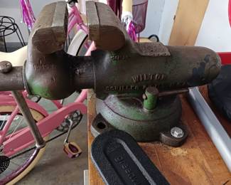 Wilton Bullet Vise. Works Great!