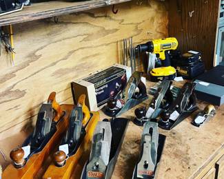 Nice assortment of Stanley planners 