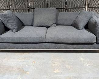 Modern European Design Luxurious Sofa