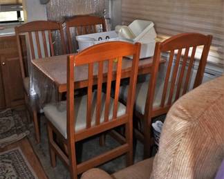 Nuwa Hitchhiker II fifth wheel RV