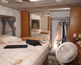 Nuwa Hitchhiker II fifth wheel RV