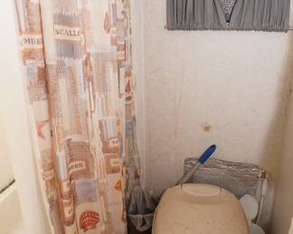 Nuwa Hitchhiker II fifth wheel RV