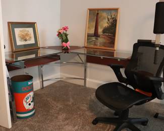 Corner Desk 