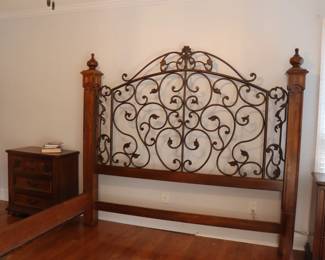 King Size bedroom Suite 