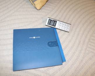 Sleep number bed  One side is Broken (flat)