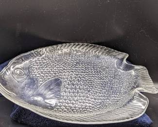 Here Fishy Fishy Set Of 10 Fish Plates Clear Glass